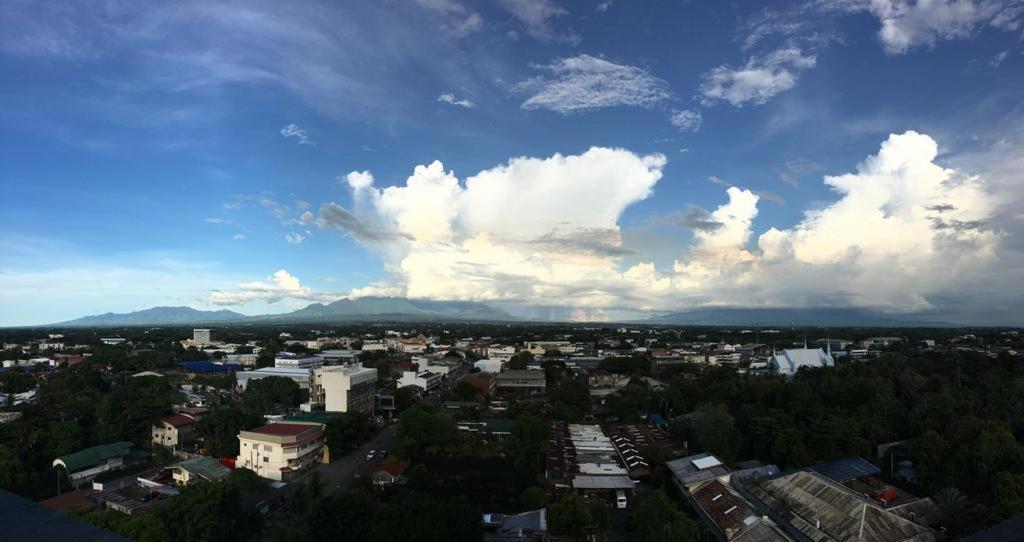 Cloud 907 Cityscapes Condominium Bacolod Esterno foto